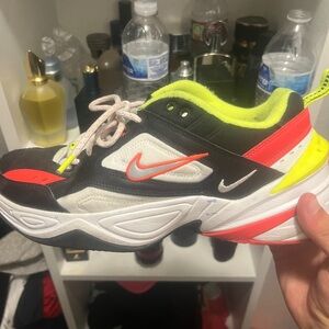 Big Nike shoes size 9.5